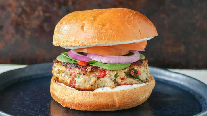 نکات و فوت‌وفن‌ های طرز تهیه ساندویچ فیله مرغ و بادام هندی رژیمی