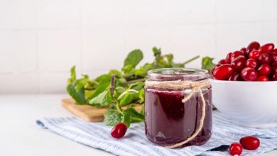 طرز تهیه رب زغال اخته ترش و ملس؛ بهترین جایگزین رب انار