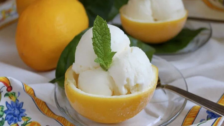 بستنی لیمویی محبوب دامبلدور بستنی لیمویی محبوب دامبلدور