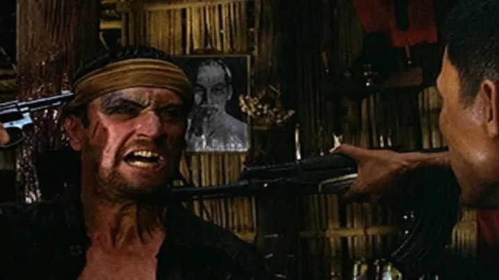 شکارچی گوزن (The Deer Hunter)؛ فیلم‌های تاثیرگذار درباره سربازانی که از جنگ برگشتند