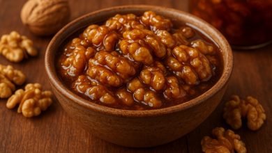طرز تهیه مربا گردوی خشک و تازه+ نکات شکرک نزدن