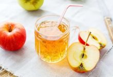 طرز تهیه آب سیب خانگی با آبمیوه‌ گیری و بدون آن
