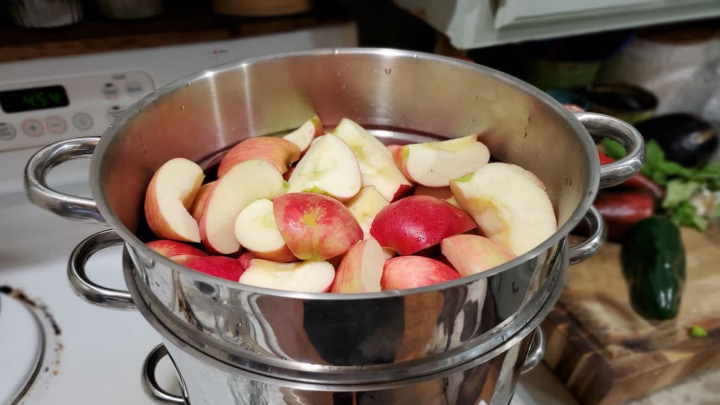 طز تهیه آب سیب بدون دستگاه آبمیوه گیری