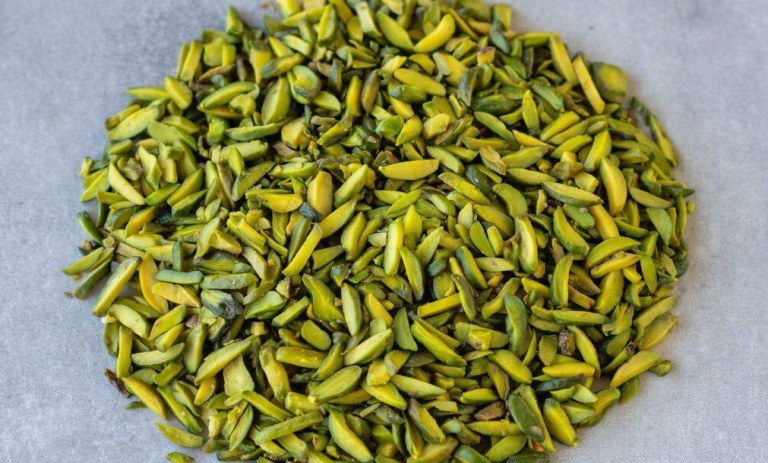طرز تهیه خلال پسته خانگی + نکات و فوتوفن ها