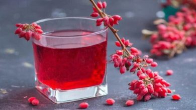 طرز تهیه سرکه زرشک خانگی؛ روش ساده و کاربردهای مختلف آن