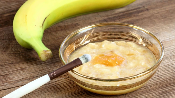 ماسک عسل + موز + لیمو برای روشن شدن پوست