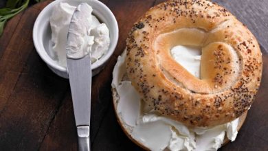 کالری پنیر خامه‌ای چقدر است؟