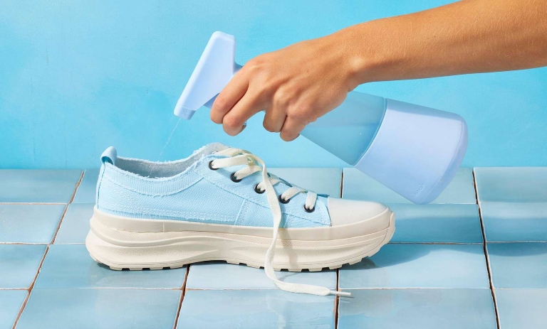 چطور بوی بد کفش و پا را از بین ببریم؟؛ How to eliminate bad smell from shoes and feet?