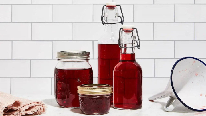 نکات و فوت‌وفن های طرز تهیه سرکه عناب خانگی