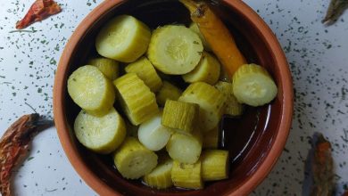 طرز تهیه ترشی خیار چنبر+ نکات کپک نزدن