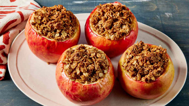 نکات و فوت‌وفن های طرز تهیه دسر سیب شکم پر