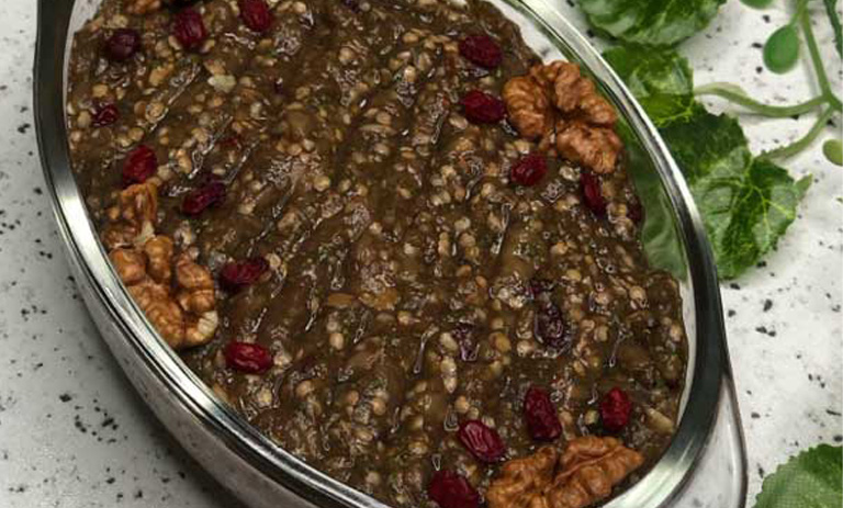 بادمجان پرورده؛ یک چاشنی جذاب برای مهمانیها و دورهمیها