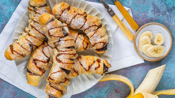 نکات و فوت‌وفن‌ های طرز تهیه رول موز شکلات