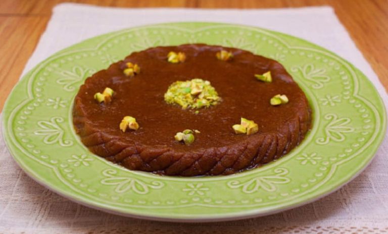 طرز تهیه حلوا خرما به روش جنوبی+ نکات کلیدی خوشمزهتر شدن