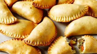 طرز تهیه پیراشکی گوشت برای تغذیه بچه مدرسه‌ای ها