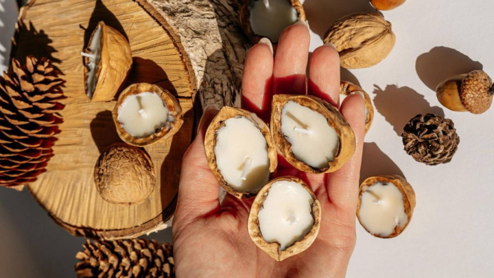 شمع طبیعی در پوست گردو با اکالیپتوس