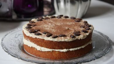 طرز تهیه کیک قهوه با کرم کره‌ای کاپوچینو