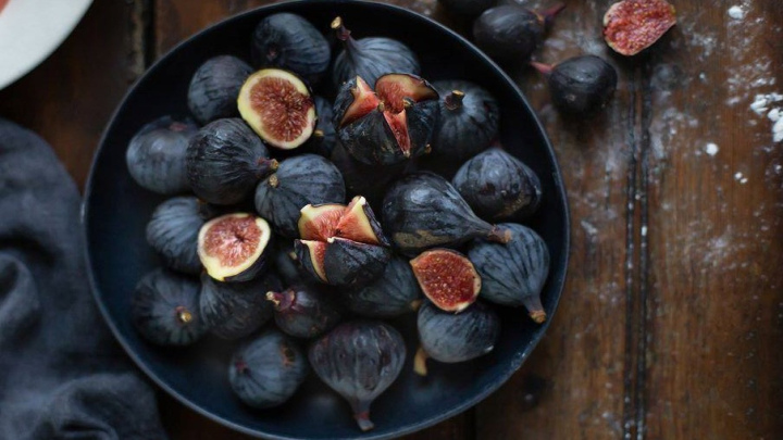 زمان کافی برای نگهداری از انجیر در یخچال