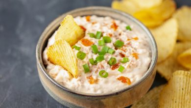 دیپ پیازچه خانگی؛ ترکیبی ساده و خوشمزه برای دورچین و پیشغذا