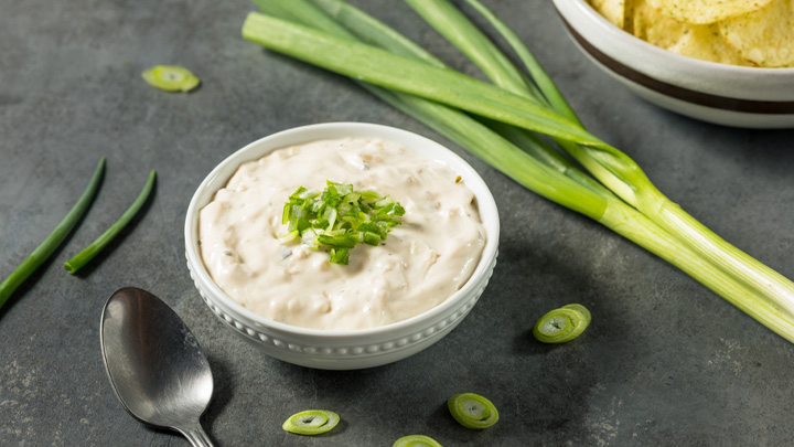 نکاتی برای سرو دیپ پیازچه خانگی نکاتی برای سرو دیپ پیازچه خانگی