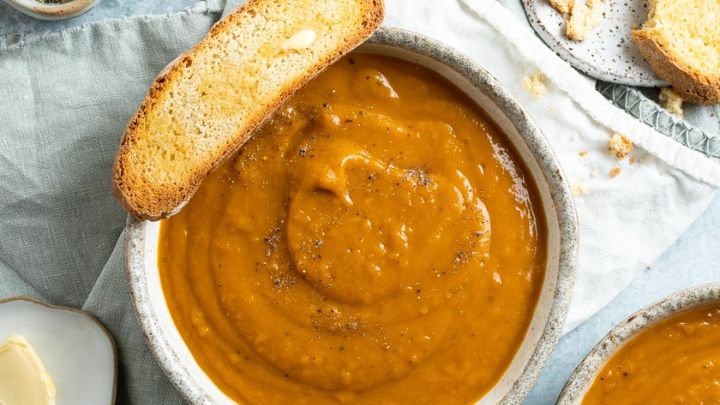 سوپ کدو حلوایی و عدس