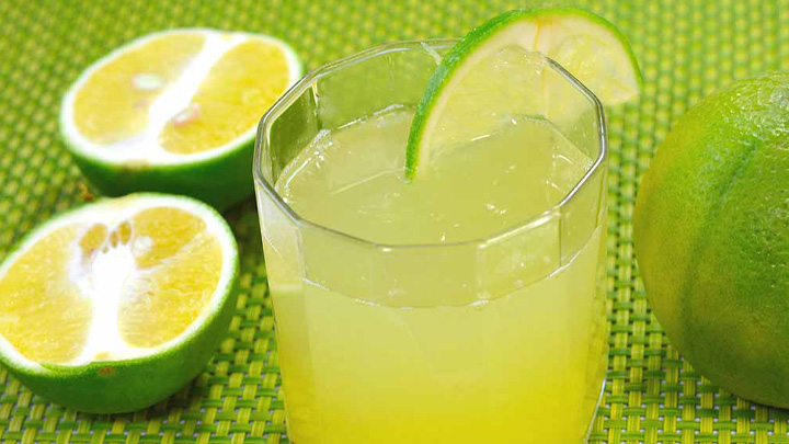 نکات و فوتوفن های طرز تهیه آب لیموشیرین خانگی نکات و فوتوفن های طرز تهیه آب لیموشیرین خانگی