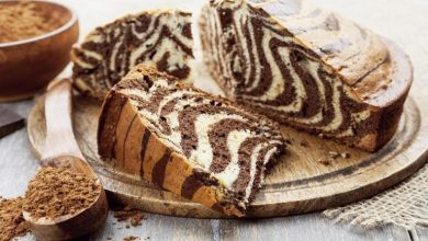 کیک دو رنگ وانیلی شکلاتی؛ کیک عصرانه موج دار