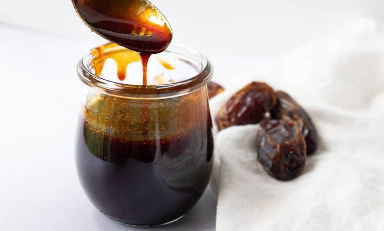 کالری شیره خرما چقدر است؟