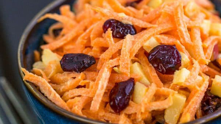 نکات و فوتوفن های طرز تهیه سالاد هویج و سیب نکات و فوتوفن های طرز تهیه سالاد هویج و سیب