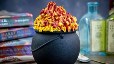 کیک دیگچهای ترولی هاگوارتز؛ دسر جادویی دنیای هری پاتر