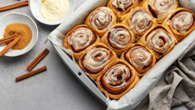 طرز تهیه رول دارچین برای یک عصرانه پاییزی