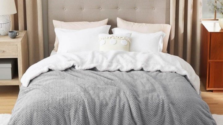 بهترین جنس روتختی برای زمستان؛ فلیس