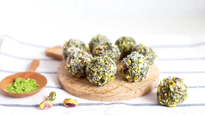 نکات و فوتوفن های طرز تهیه توپک ماچا نکات و فوتوفن های طرز تهیه توپک ماچا