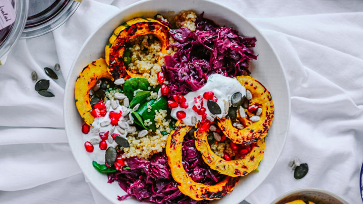 نکات و فوتوفن های طرز تهیه سالاد کدو حلوایی و کلم قرمز نکات و فوتوفن های طرز تهیه سالاد کدو حلوایی و کلم قرمز