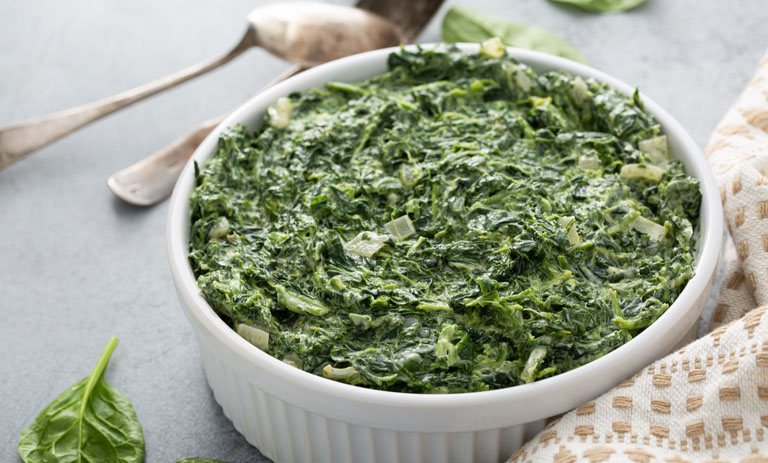 اسفناج خامه ای با پیاز کاراملی؛ رسپی معروف اروپایی ها در این روزهای سال