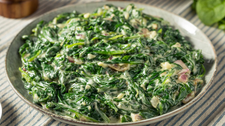 نکات و فوت‌وفن‌ های طرز تهیه اسفناج خامه‌ای با پیاز کاراملی