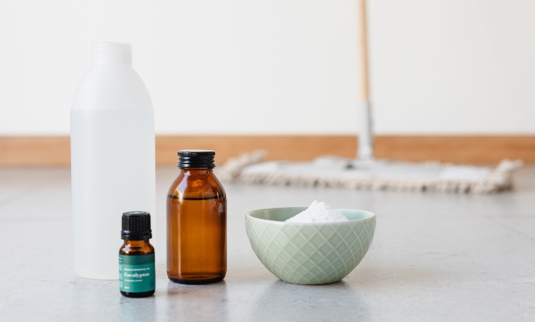 ترکیب‌های خانگی سالم برای درخشش سرامیک؛ Homemade mixtures for ceramic shine