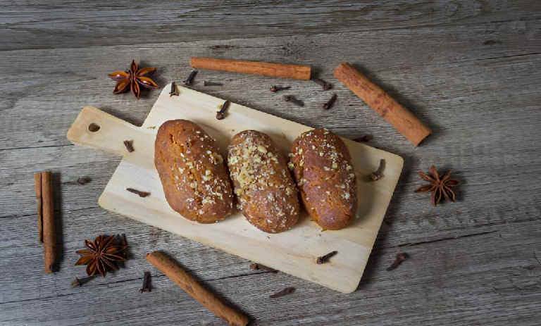 طرز تهیه ملوماکارونا پرتقالی؛ شیرینی سنتی یونانی