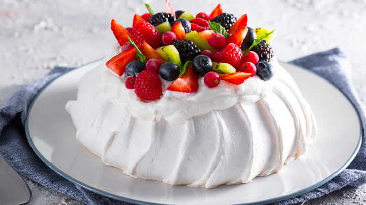 نکات و فوت‌وفن‌ های طرز تهیه دسر پاولووا