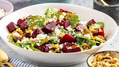 طرز تهیه سالاد اسفناج و لبو پاییزی؛ مجلسی برای شب یلدا