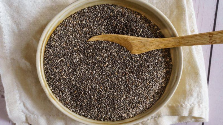 روش شستن دانه چیا برای مصرف فوری روش شستن دانه چیا برای مصرف فوری
