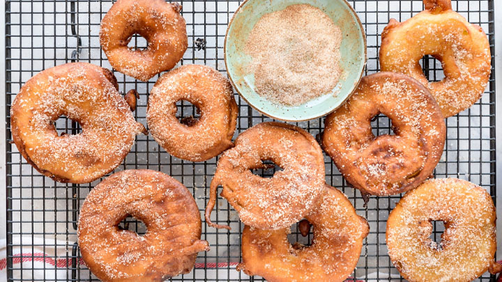 نکات و فوتوفن های طرز تهیه اپل رینگ نکات و فوتوفن های طرز تهیه اپل رینگ