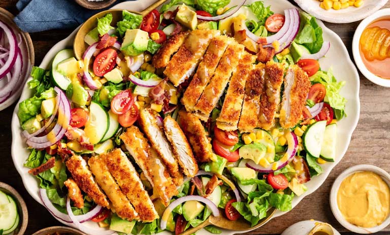 طرز تهیه سالاد مرغ سوخاری؛ به روش مردم استرالیا برای کریسمس