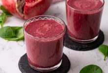 اسموتی انار و لبو؛ نوشیدنی قرمز و خوشمزه شب یلدا