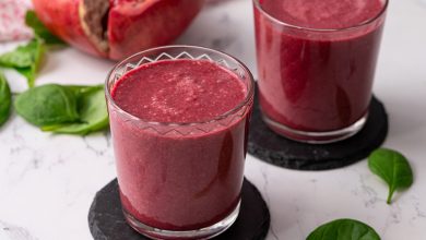 اسموتی انار و لبو؛ نوشیدنی قرمز و خوشمزه شب یلدا