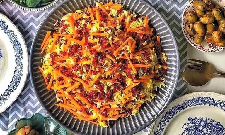 طرز تهیه هویج پلو با خلال پوست پرتقال+ نکات و فوت‌وفن ها