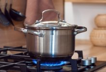 5 دلیل سیاه شدن ته قابلمه روی اجاق گاز+ نکات طلایی برای پیشگیری