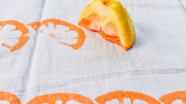 آموزش چاپ طرح روی دستمال آشپزخانه با مرکبات