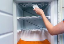 روش فوری برای آب کردن برفک یخچال در کمترین زمان