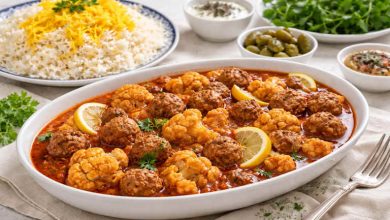 طرز تهیه خورش گل کلم با کوفته قلقلی؛ خوشمزه و ساده